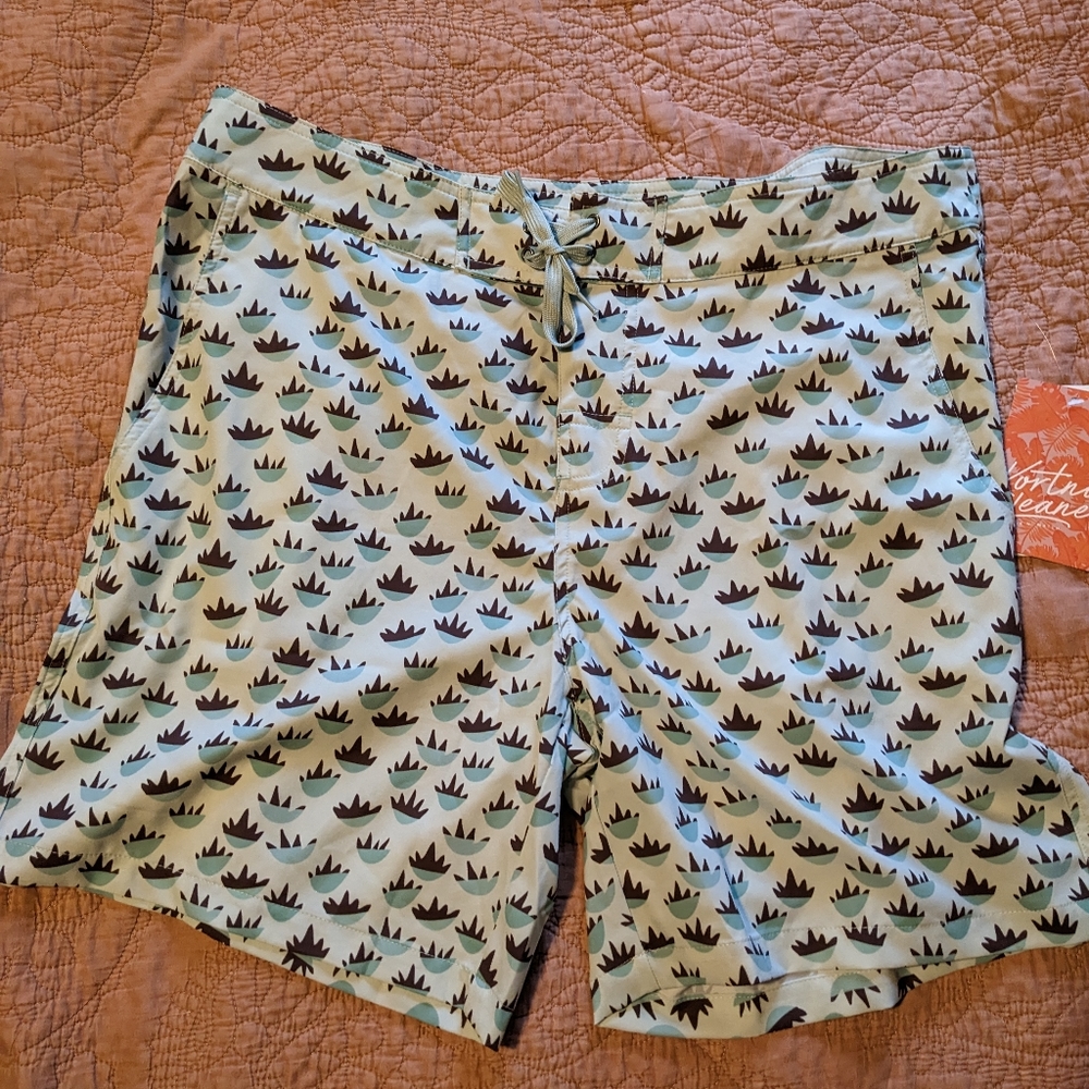 NWT Kortni Jeane Mens Swim - Size 36